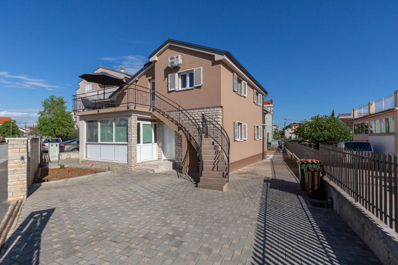 D&D Apartmani Биоград на Мору Екстериор снимка